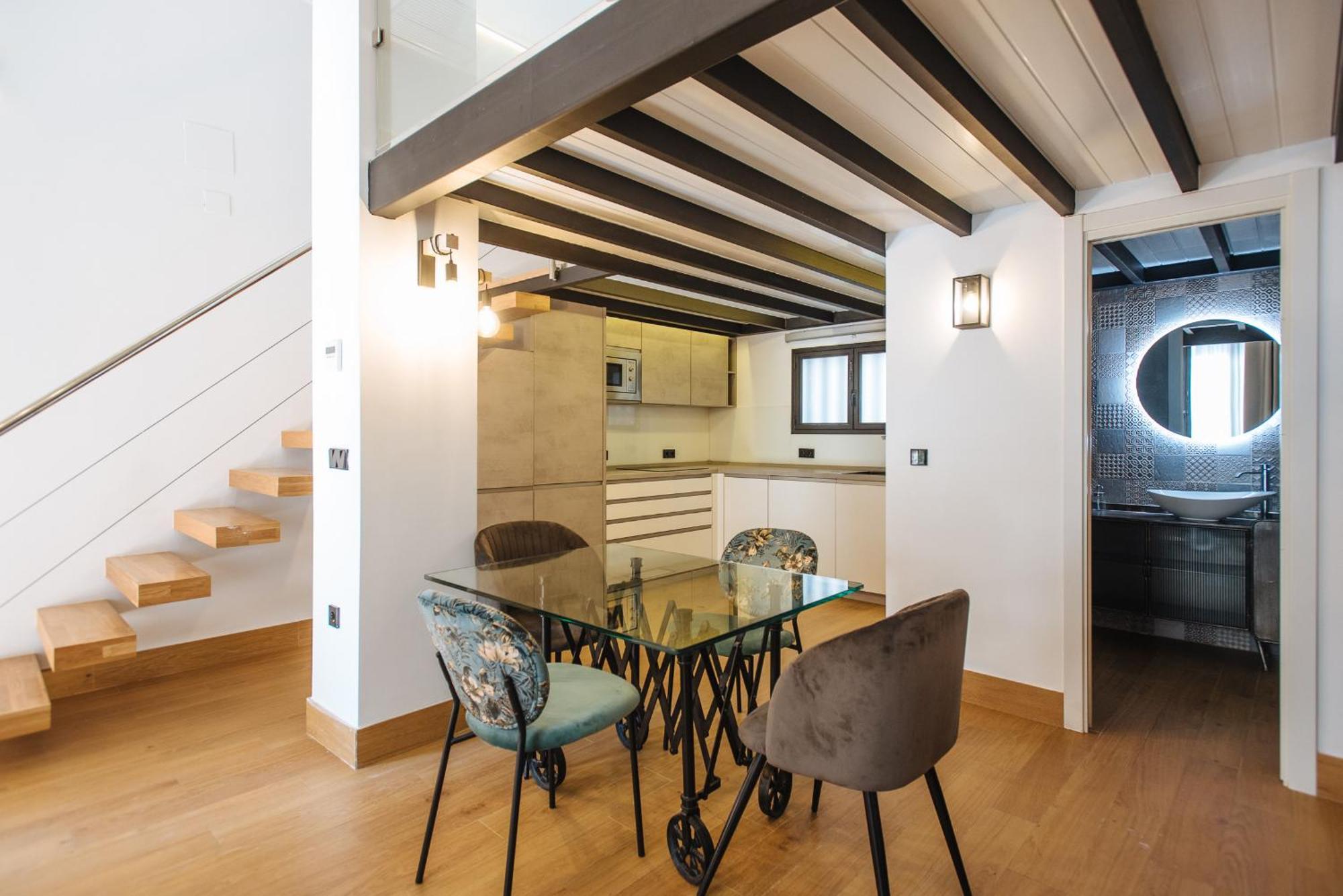 Appartamento Loft Patricia Nervion Siviglia Esterno foto