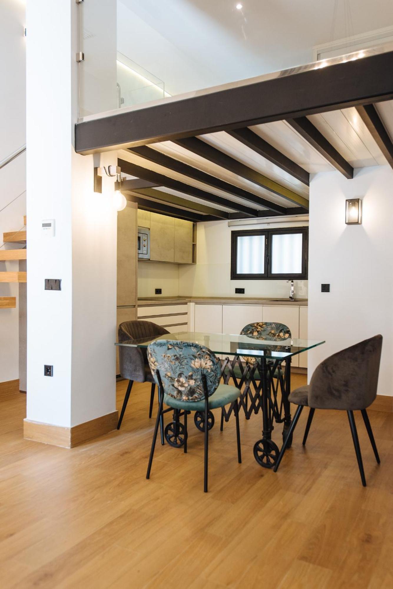 Appartamento Loft Patricia Nervion Siviglia Esterno foto