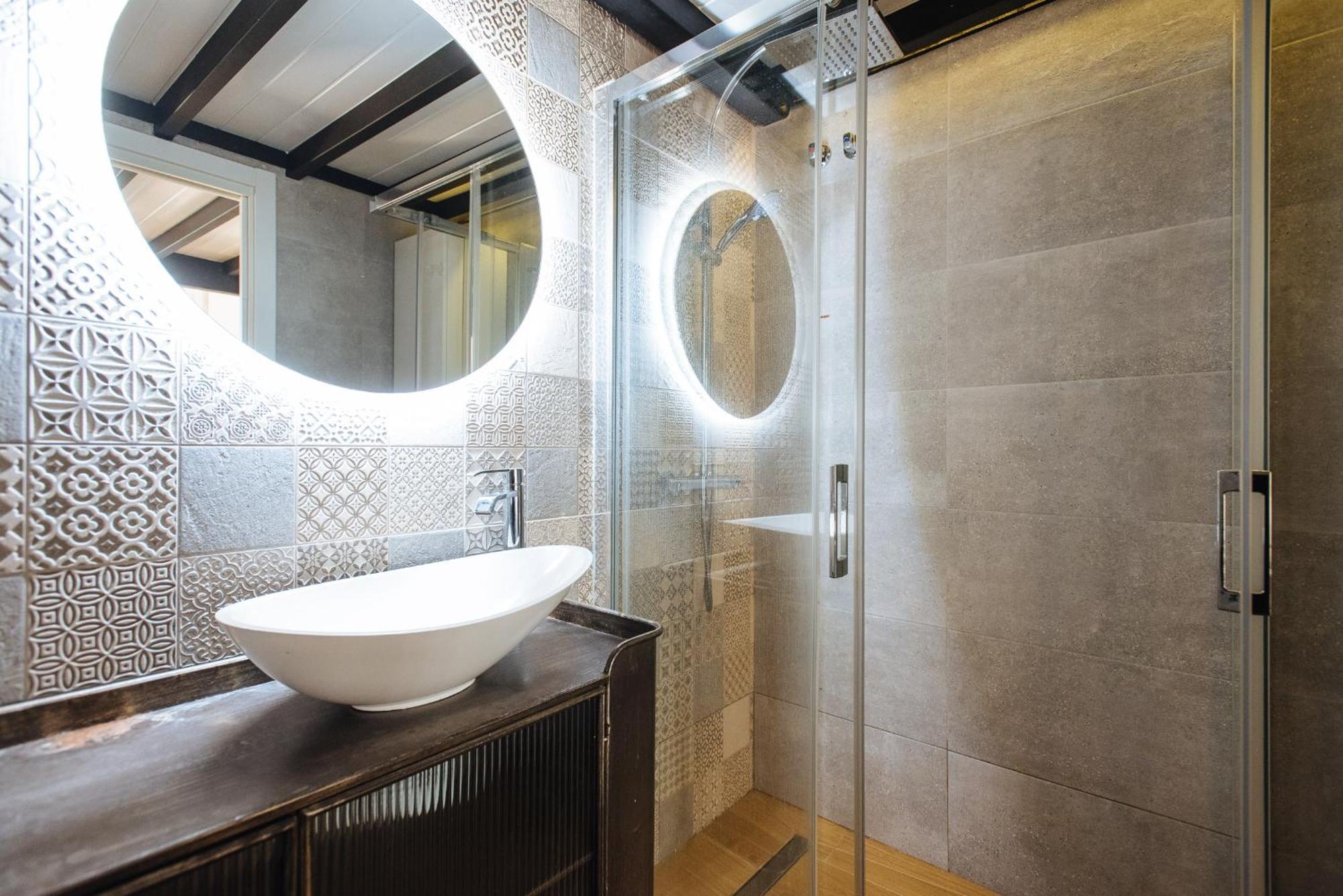 Appartamento Loft Patricia Nervion Siviglia Esterno foto